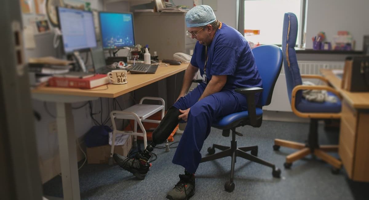 Amputee surgeon from Penrhyncoch faces fraud charges
