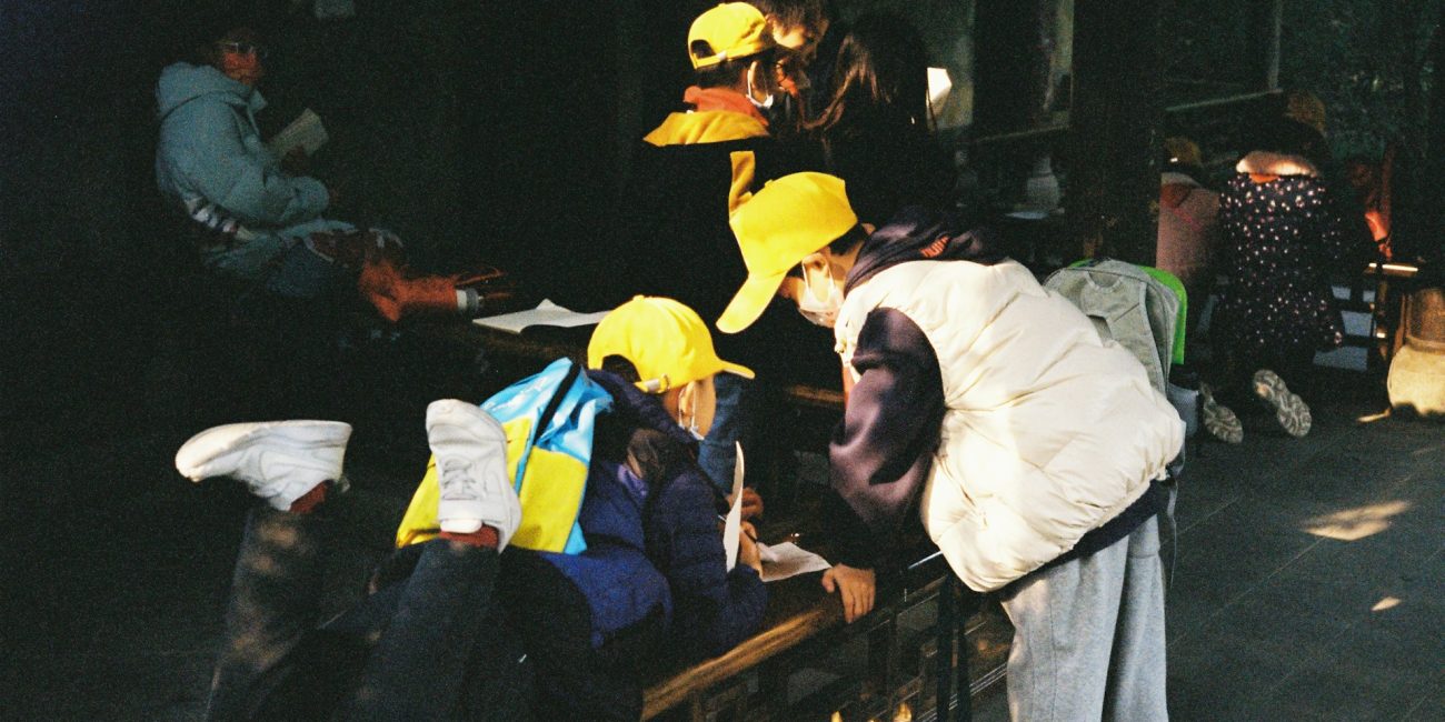 What are the main techniques for guiding children? What are the main techniques for guiding children