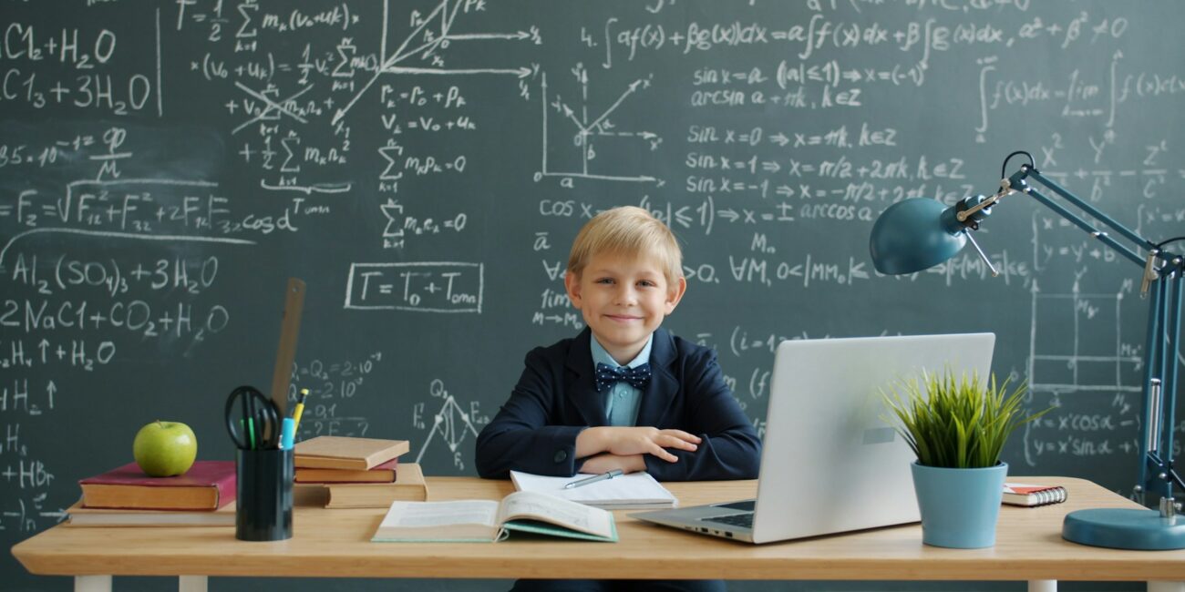 What is the education system in the UK for kids