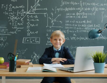 What is the education system in the UK for kids