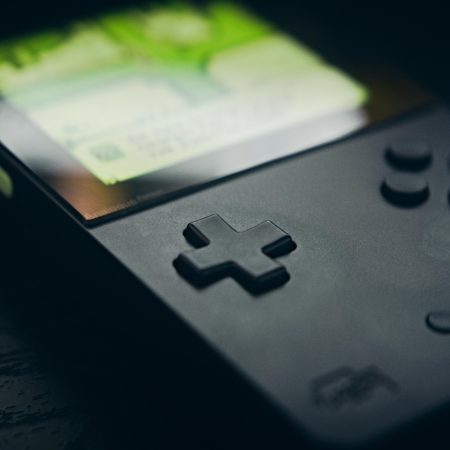 Are games that pay real money a scam