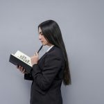 What qualifications do you need to become an advocate