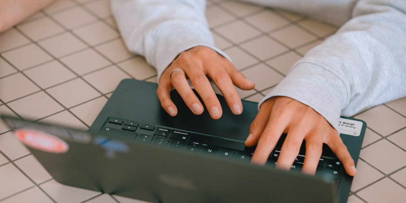 How to use AI for studying for free