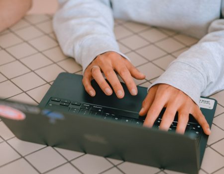 How to use AI for studying for free