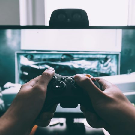 What is the issue with online gaming